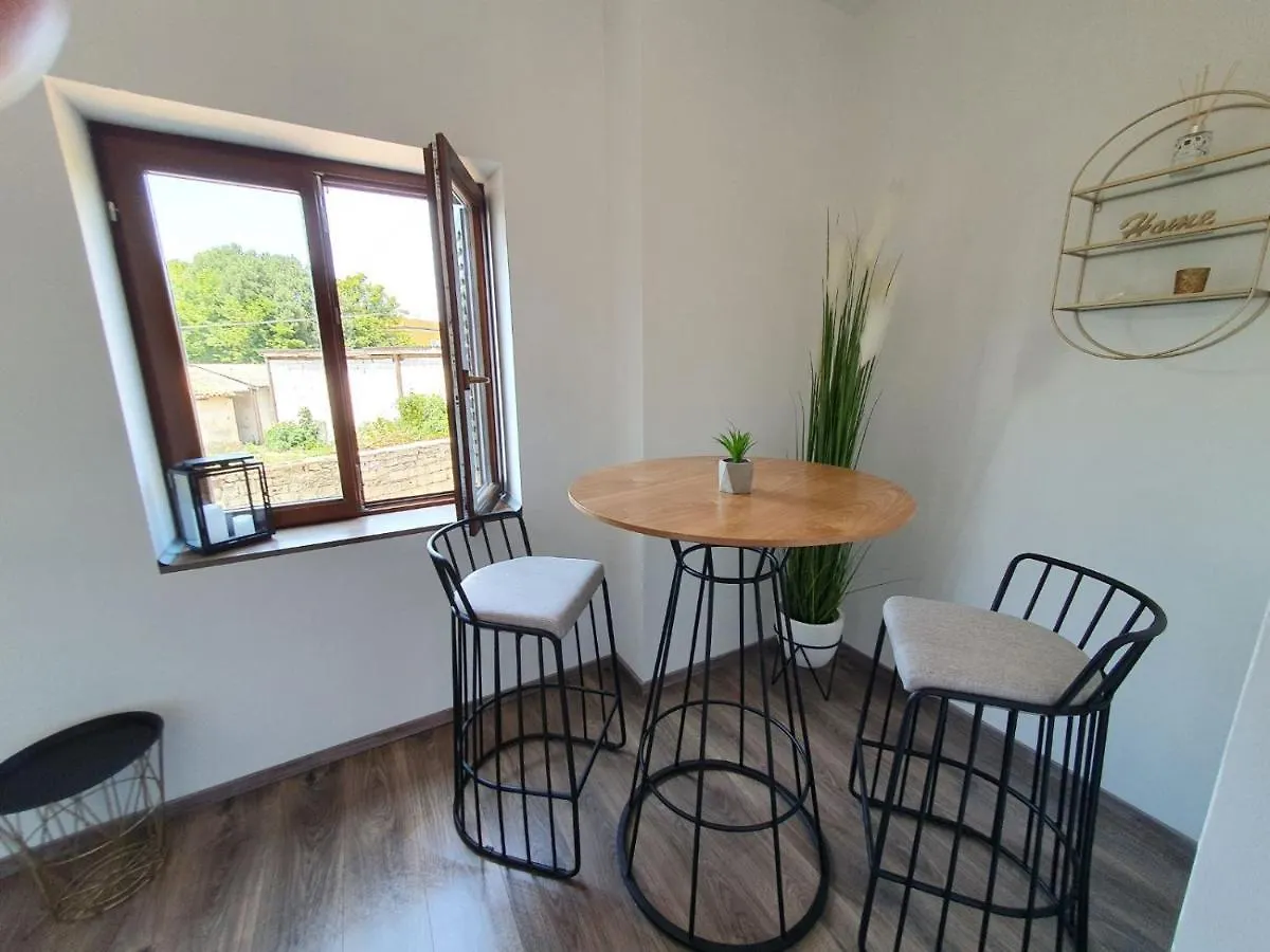 Arena Delight Studio Apartments Pola